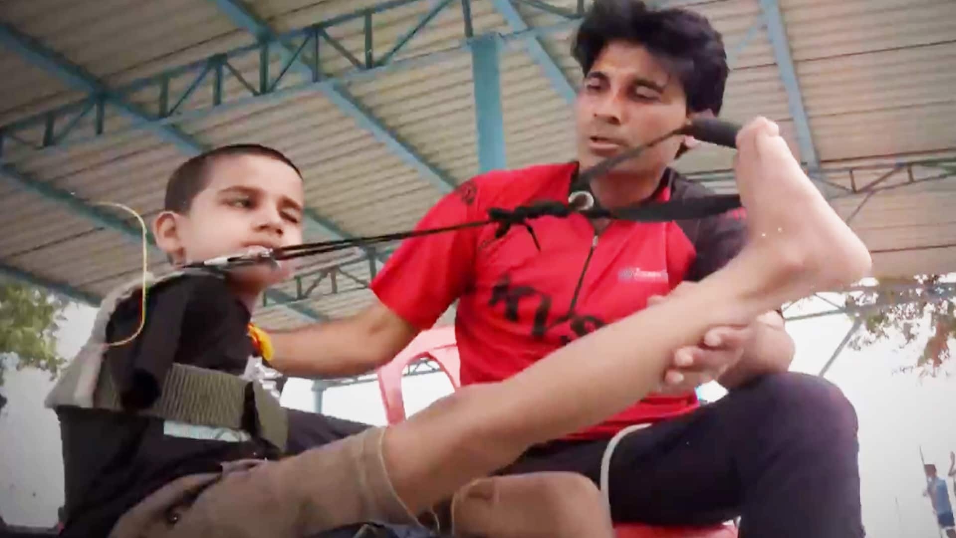 বুমরাহকে আদর্শ মানত, বিদ্যুৎপৃষ্ঠ হয়ে হারিয়েছে দুই হাত—এবার তিরন্দাজিতে নজর কাড়ছে ৬ বছরের আয়ুষ