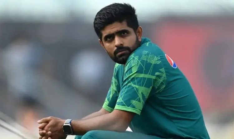 পাকিস্তানের দলে জায়গা নেই, তাই দেশ ছাড়লেন বাবর আজম, খেলবেন এদের হয়ে