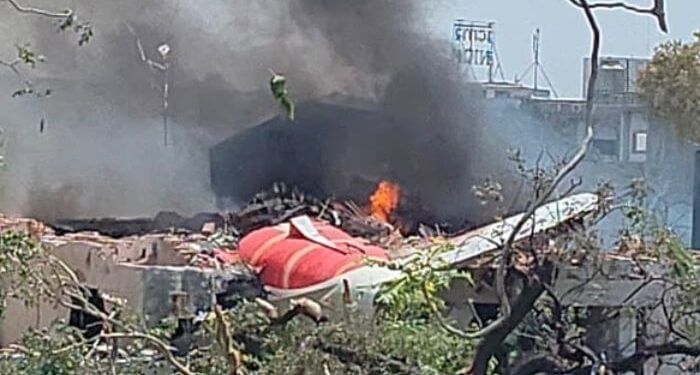 আহমেদাবাদের বিমান দুর্ঘটনায় প্রাণ হারিয়েছেন ইংল্যান্ডে খেলা এই ভারতীয় ক্রিকেটার