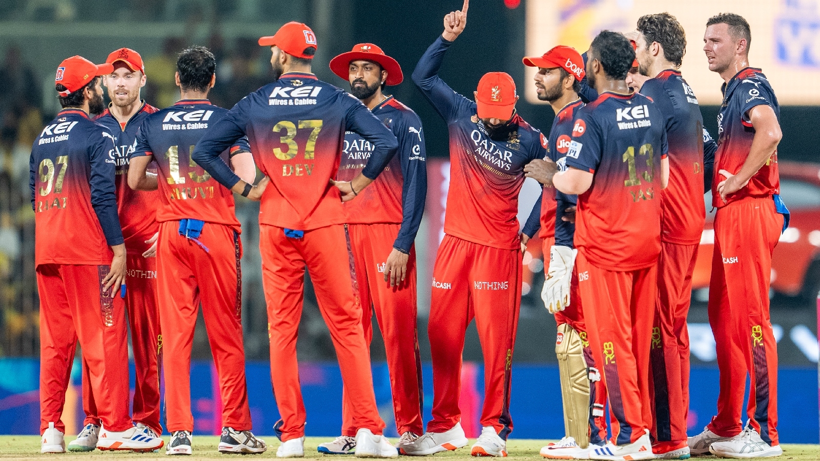 বিরাট কোহলিদের ফ্র্যাঞ্চাইজি বিক্রি হয়ে যাবে? দাম শুনলে মাথা খারাপ হতে পারে